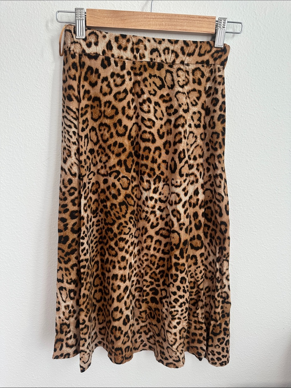 Zara Leopard Print Midi Skirt XS